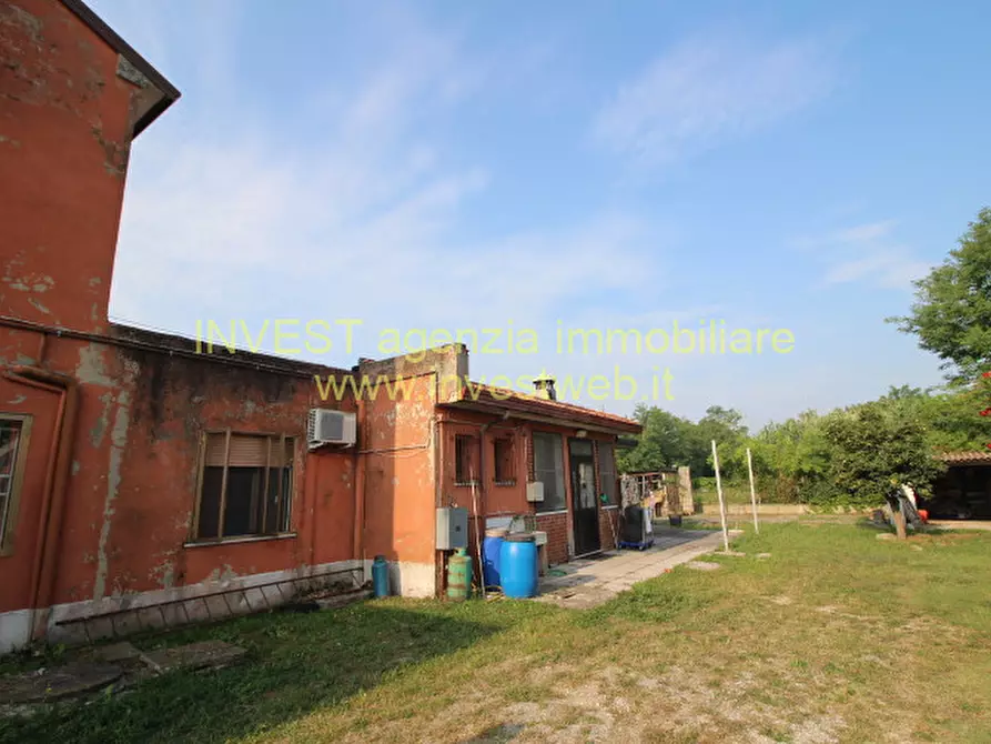 Immagine 8 di Attività commerciale in vendita  in Via 25 Aprile 1 a Rosolina