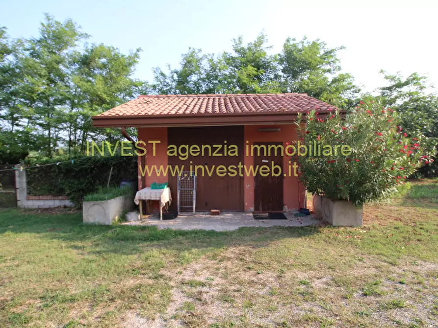 Immagine 10 di Attività commerciale in vendita  in Via 25 Aprile 1 a Rosolina