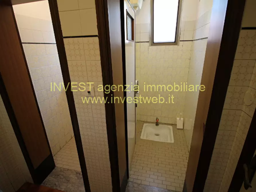 Immagine 29 di Attività commerciale in vendita  in Via 25 Aprile 1 a Rosolina