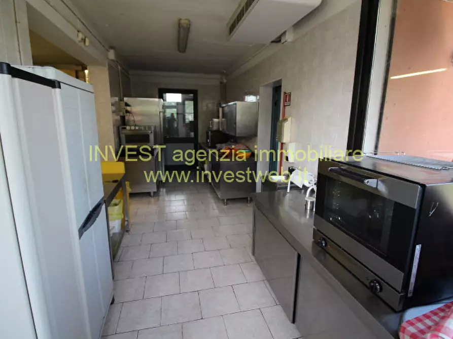 Immagine 33 di Attività commerciale in vendita  in Via 25 Aprile 1 a Rosolina