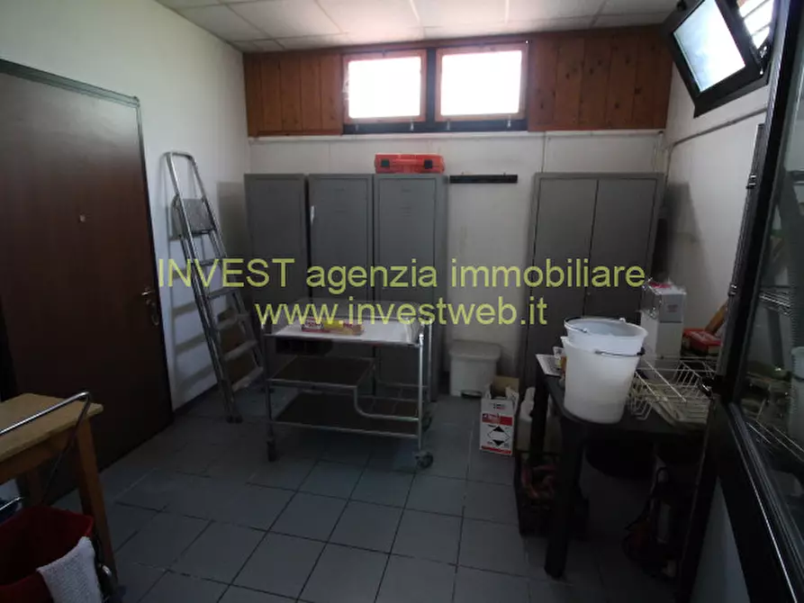 Immagine 35 di Attività commerciale in vendita  in Via 25 Aprile 1 a Rosolina