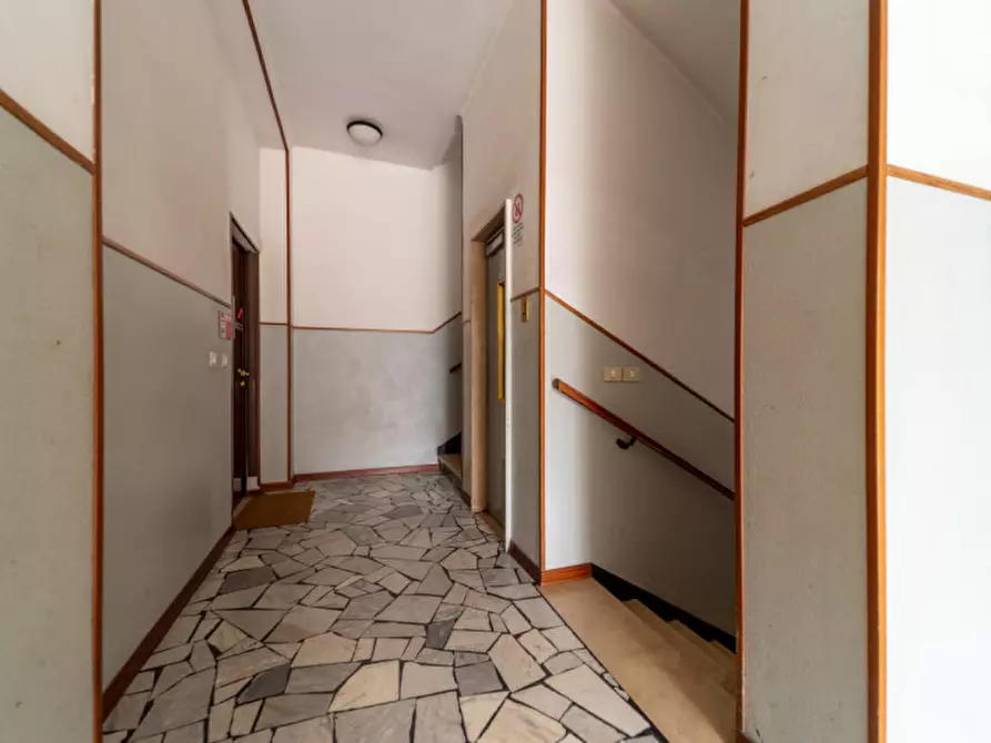 Immagine 5 di Appartamento in vendita  in Via Venezia 60 a Parma