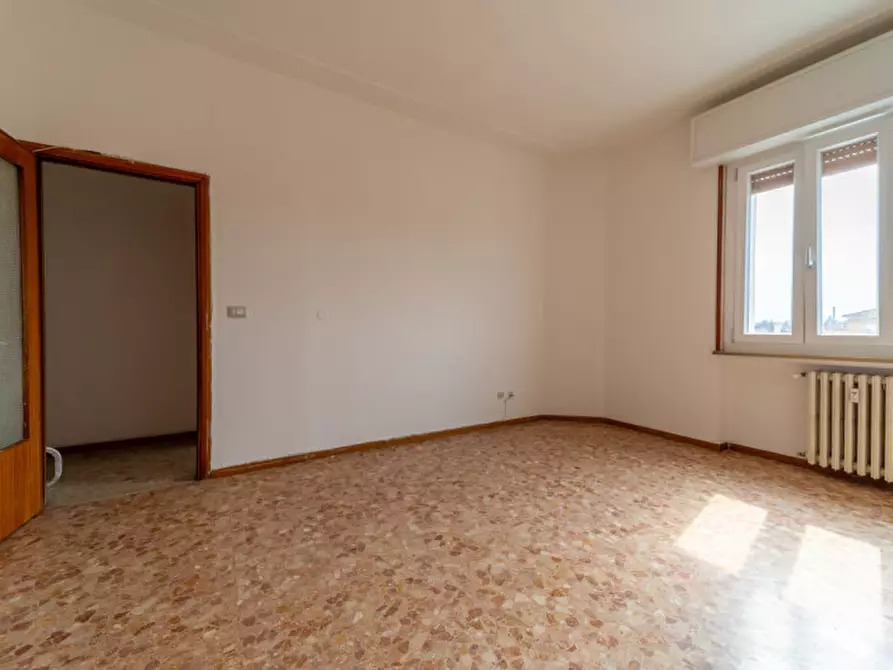 Immagine 9 di Appartamento in vendita  in Via Venezia 60 a Parma