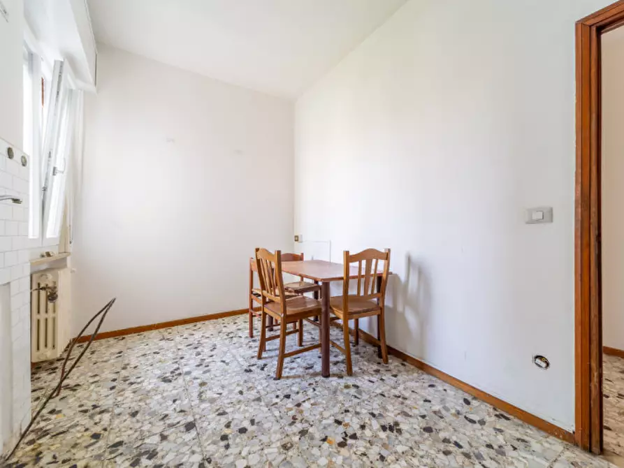 Immagine 21 di Appartamento in vendita  in Via Venezia 60 a Parma