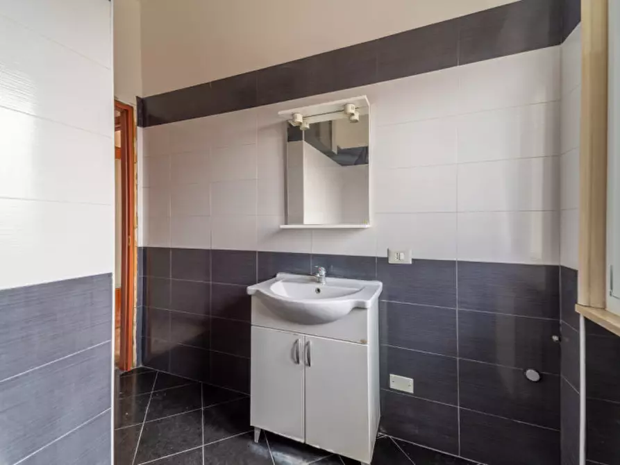 Immagine 29 di Appartamento in vendita  in Via Venezia 60 a Parma