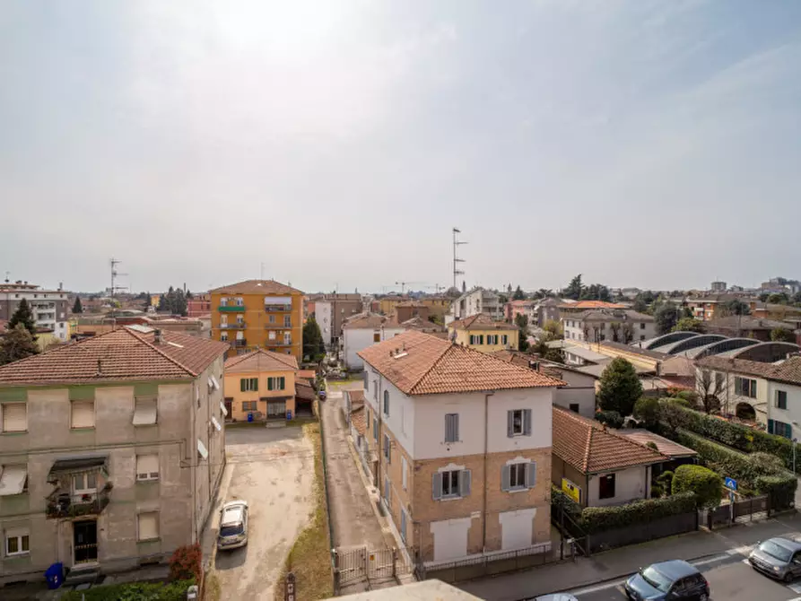 Immagine 40 di Appartamento in vendita  in Via Venezia 60 a Parma