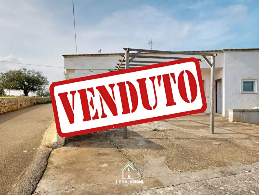 Immagine 1 di Villa in vendita  in strada pozzo a Conversano