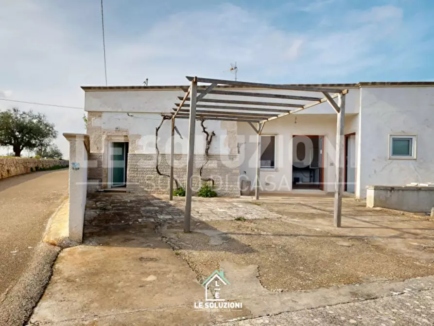 Immagine 2 di Villa in vendita  in strada pozzo a Conversano