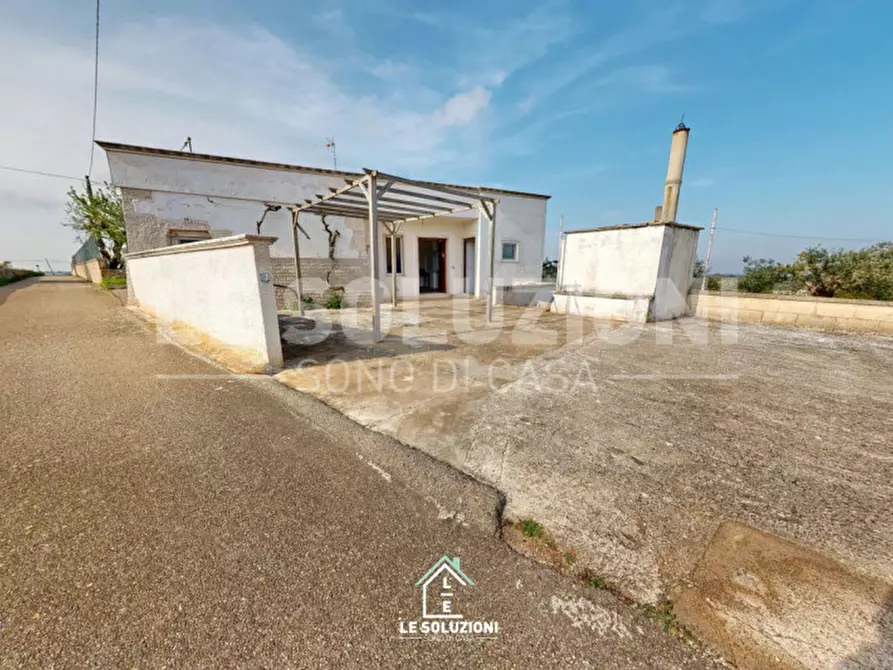 Immagine 3 di Villa in vendita  in strada pozzo a Conversano