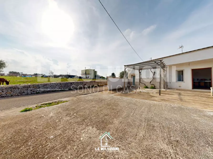 Immagine 15 di Villa in vendita  in strada pozzo a Conversano