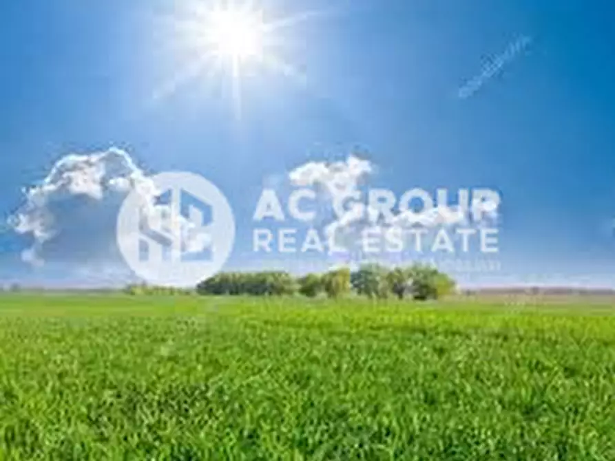 Immagine 2 di Terreno in vendita  a Gerenzano