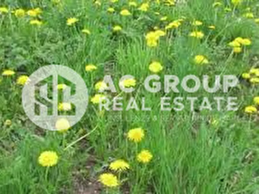 Immagine 9 di Terreno in vendita  a Gerenzano