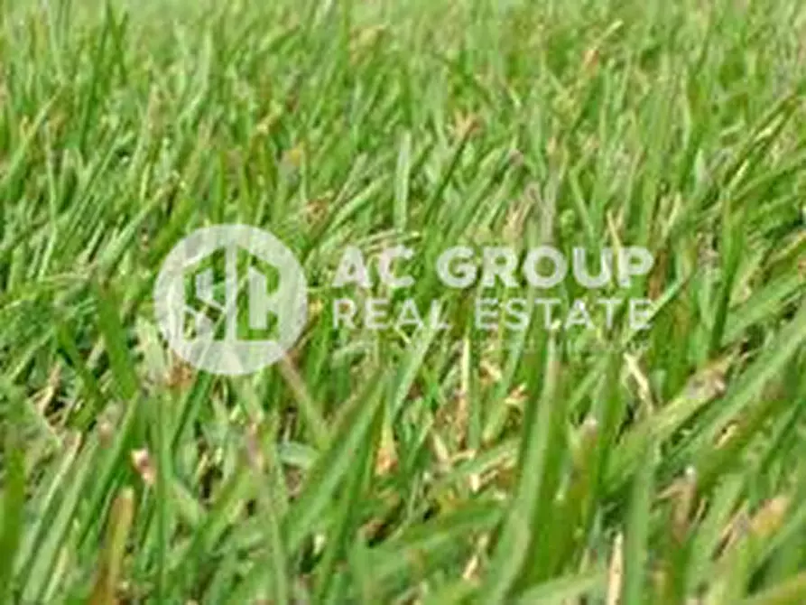 Immagine 10 di Terreno in vendita  a Gerenzano