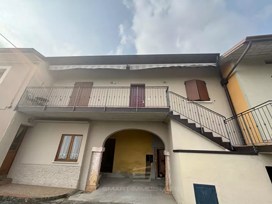 Immagine 1 di Appartamento in vendita  in via piave a Serle