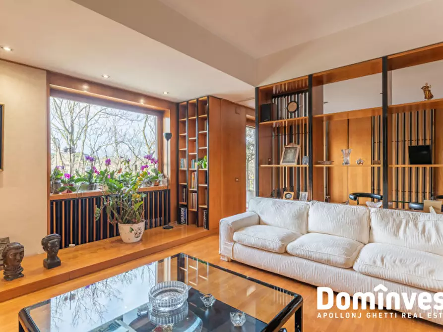 Immagine 3 di Appartamento in vendita  in Lungotevere Flaminio a Roma