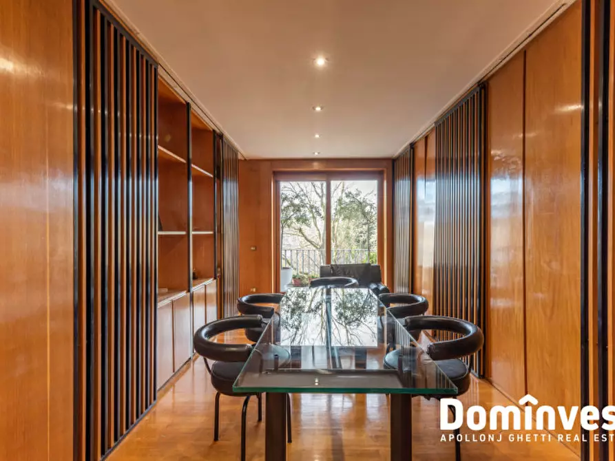 Immagine 9 di Appartamento in vendita  in Lungotevere Flaminio a Roma