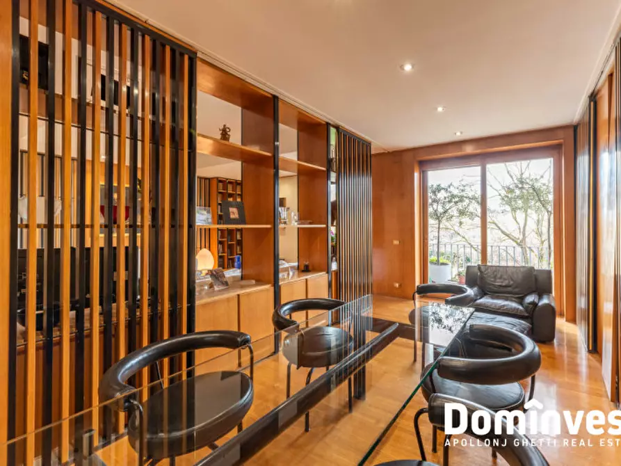 Immagine 10 di Appartamento in vendita  in Lungotevere Flaminio a Roma