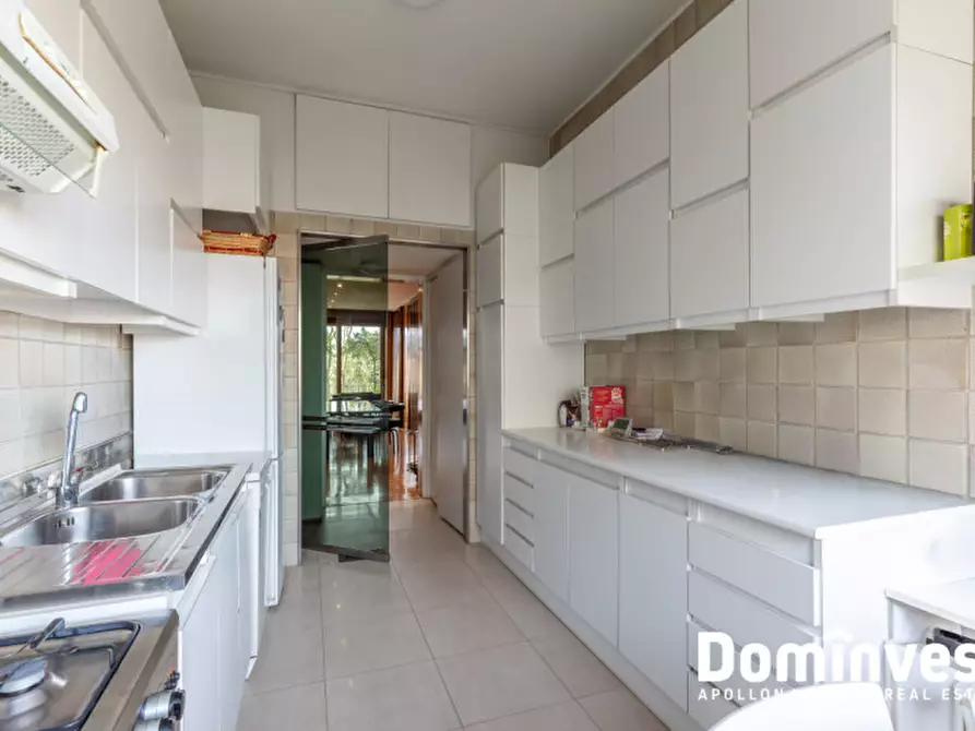 Immagine 13 di Appartamento in vendita  in Lungotevere Flaminio a Roma