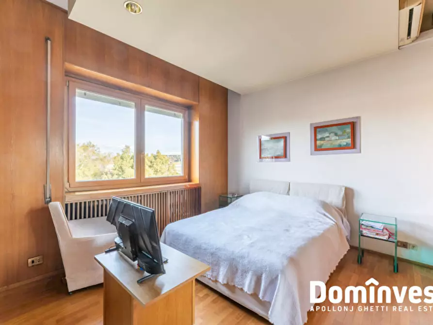 Immagine 17 di Appartamento in vendita  in Lungotevere Flaminio a Roma