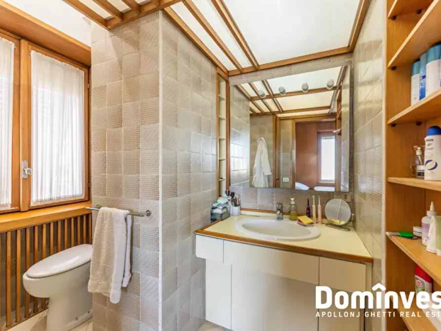 Immagine 19 di Appartamento in vendita  in Lungotevere Flaminio a Roma