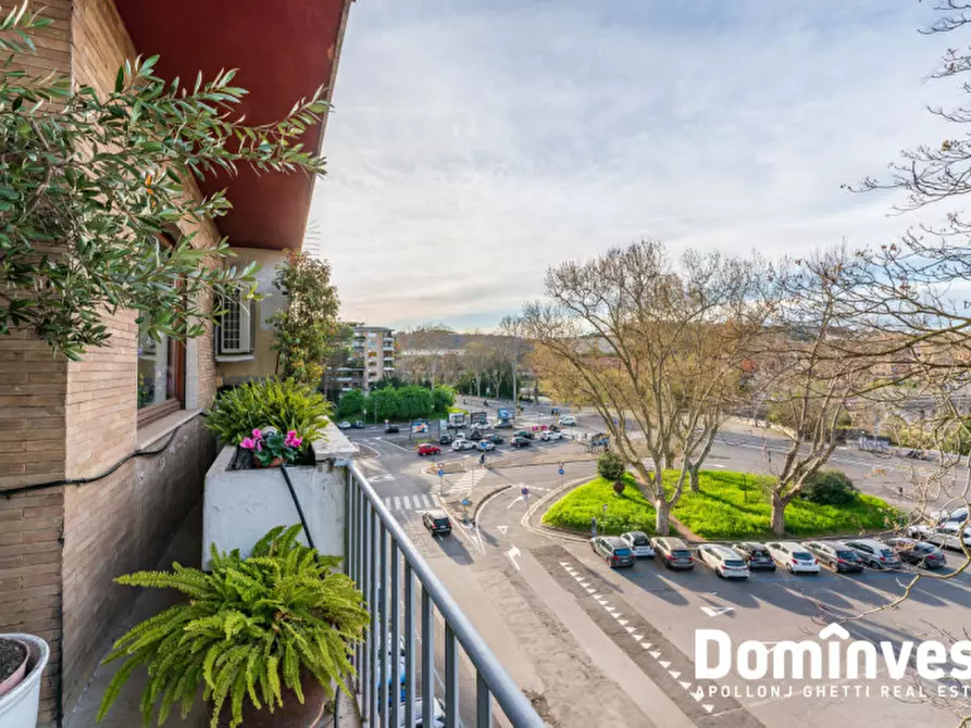 Immagine 32 di Appartamento in vendita  in Lungotevere Flaminio a Roma