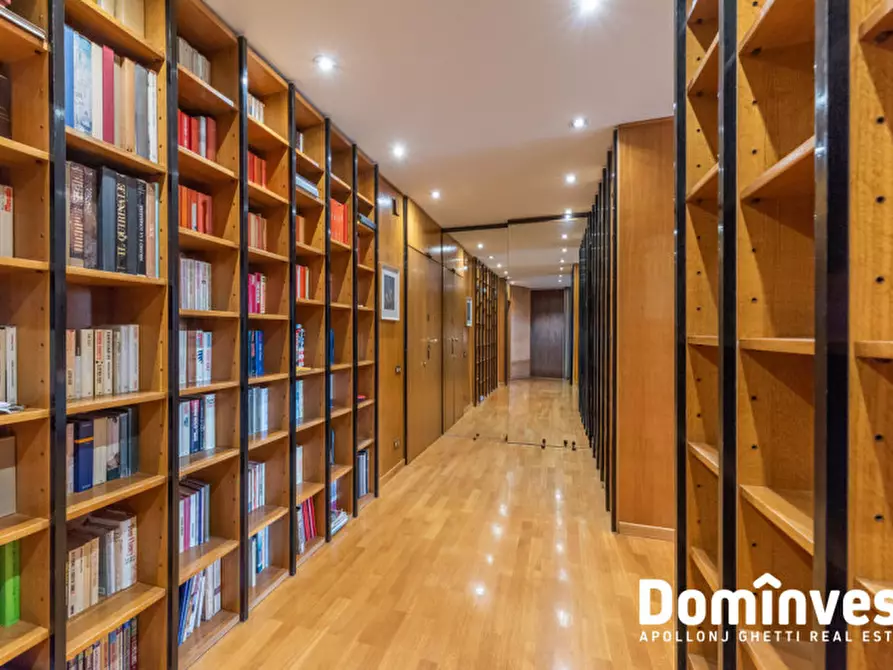 Immagine 35 di Appartamento in vendita  in Lungotevere Flaminio a Roma