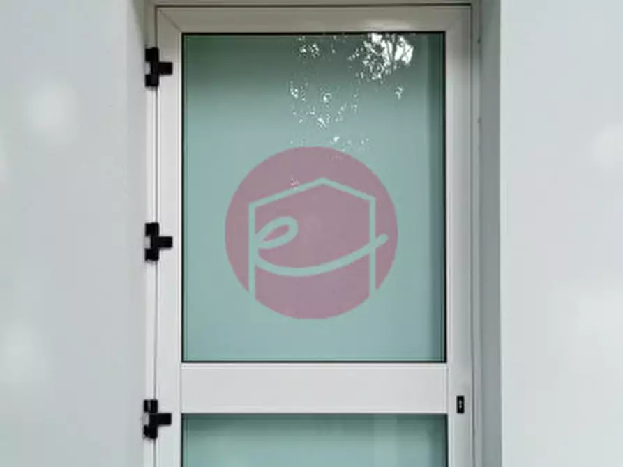 Immagine 4 di Ufficio in vendita  a Rimini