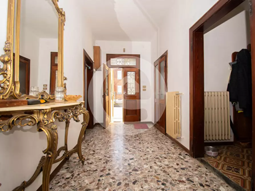 Immagine 5 di Casa indipendente in vendita  a Santa Giustina In Colle