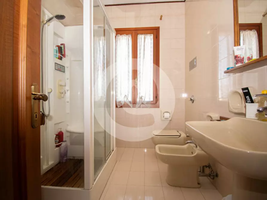 Immagine 12 di Casa indipendente in vendita  a Santa Giustina In Colle