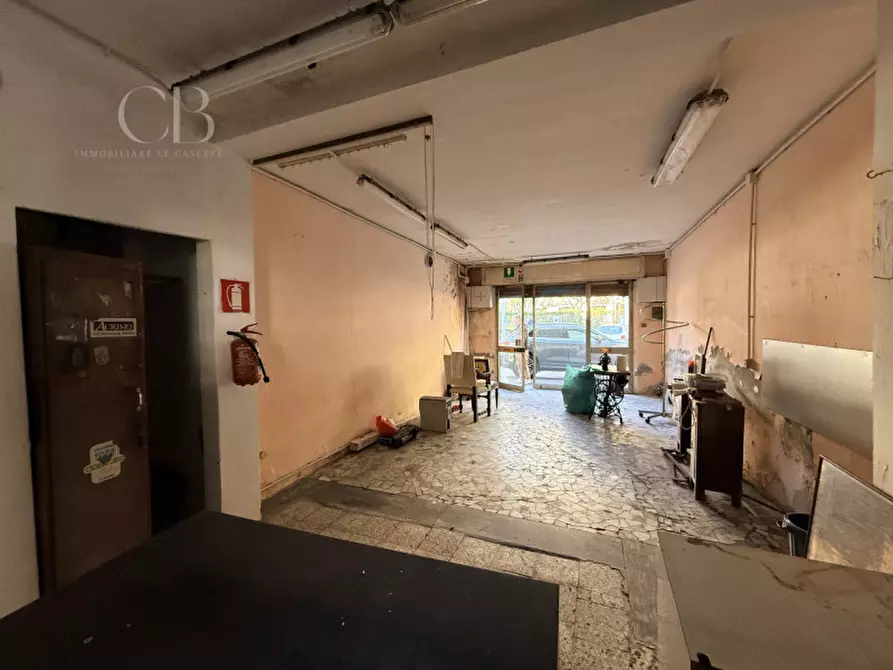 Immagine 5 di Negozio in vendita  in Via Jacopo Crescini a Padova