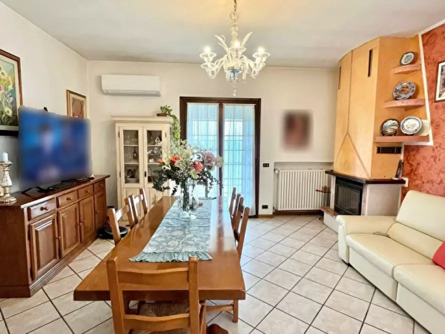 Immagine 2 di Casa indipendente in vendita  in Via Arzarello Alto a Borgo Veneto