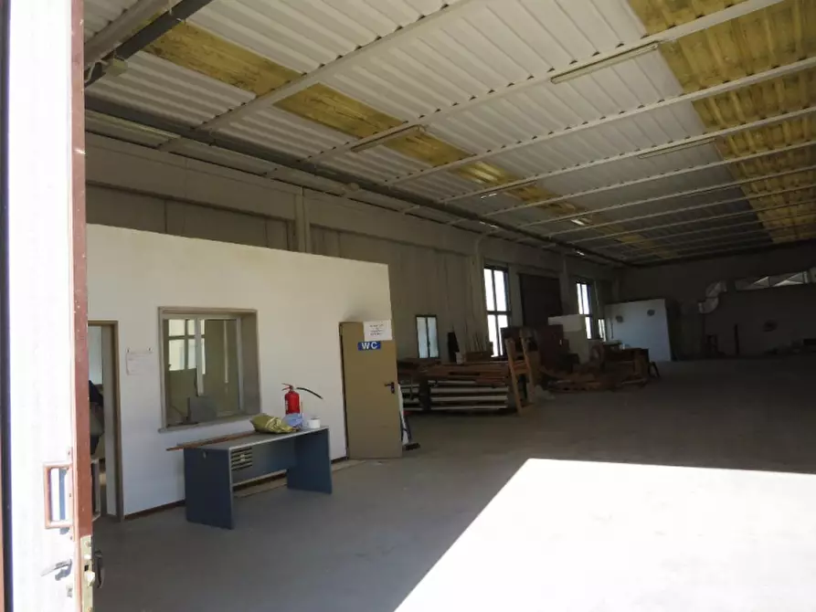 Immagine 4 di Laboratorio in vendita  in Via More 3 a Bovolone