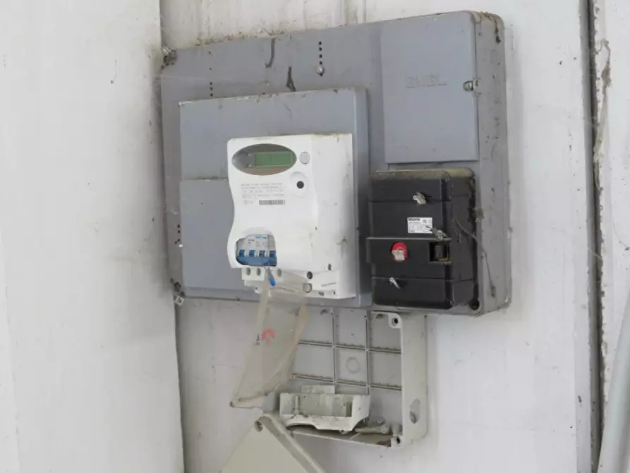 Immagine 9 di Laboratorio in vendita  in Via More 3 a Bovolone