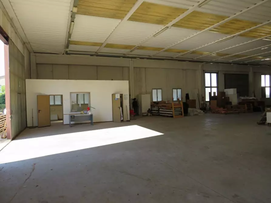 Immagine 10 di Laboratorio in vendita  in Via More 3 a Bovolone