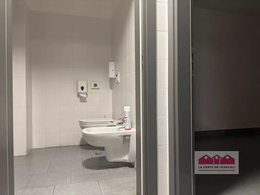 Immagine 3 di Laboratorio in vendita  a Vicenza