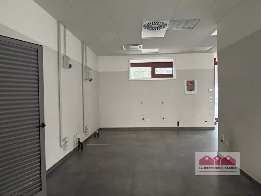 Immagine 4 di Laboratorio in vendita  a Vicenza