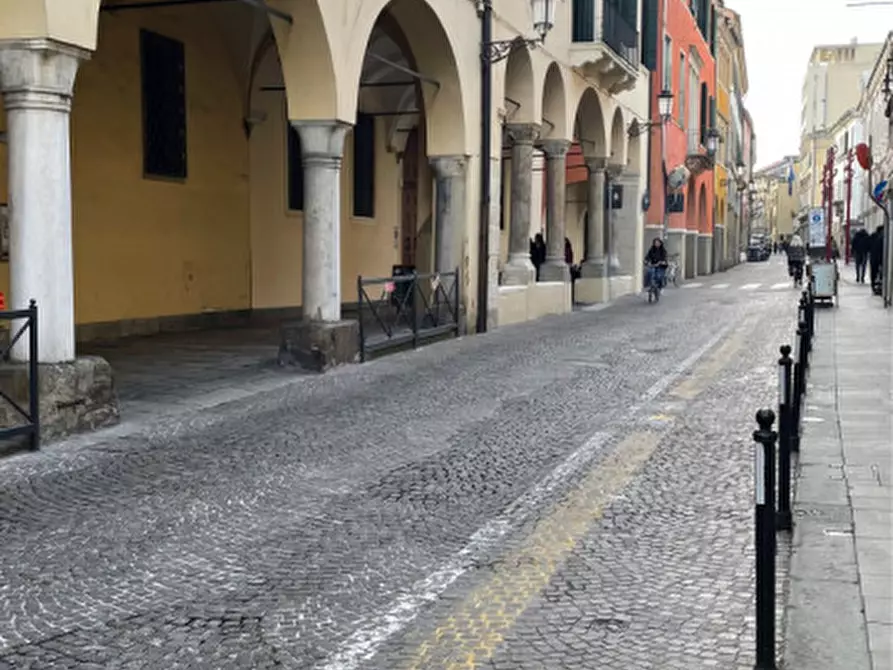 Immagine 1 di Appartamento in affitto  a Padova