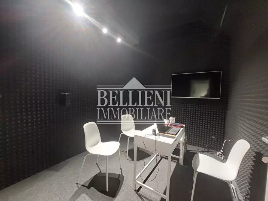 Immagine 5 di Negozio in affitto  in Viale Verona a Vicenza