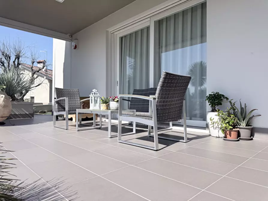 Immagine 4 di Appartamento in vendita  in Via Stradone del Bosco a Montebelluna