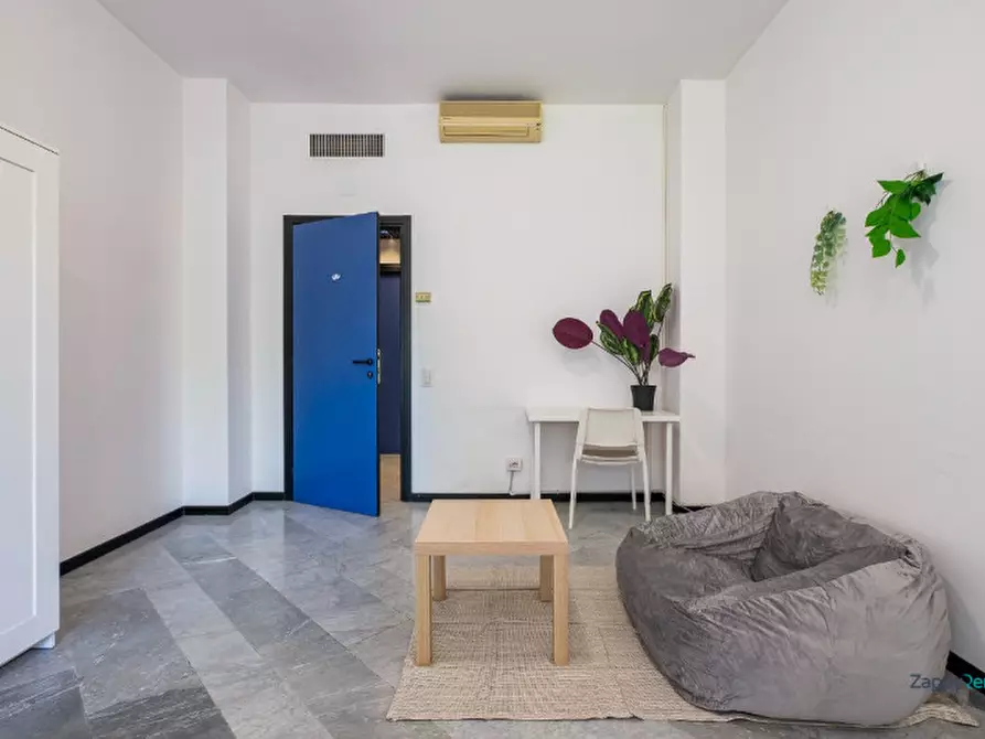 Immagine 18 di Camera in affitto  in Via Palmanova, 67 a Milano