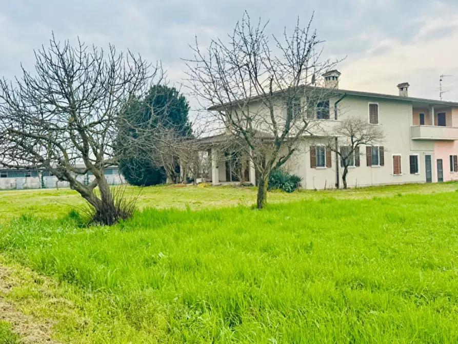 Immagine 3 di Villa in vendita  in STRADA GASPARINA a Ghedi