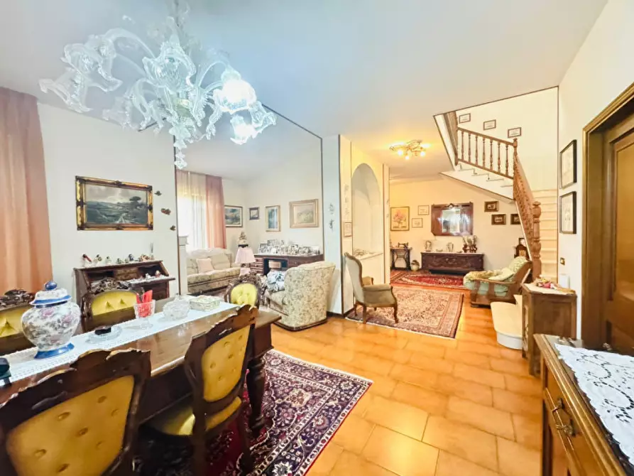 Immagine 12 di Villa in vendita  in STRADA GASPARINA a Ghedi