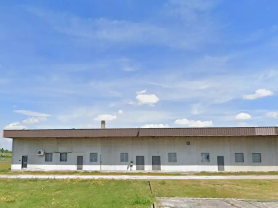 Immagine 1 di Laboratorio in vendita  in Via More 3 a Bovolone