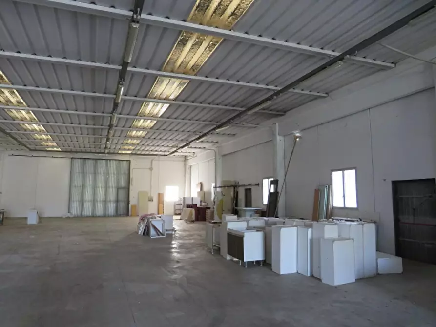 Immagine 4 di Laboratorio in vendita  in Via More 3 a Bovolone