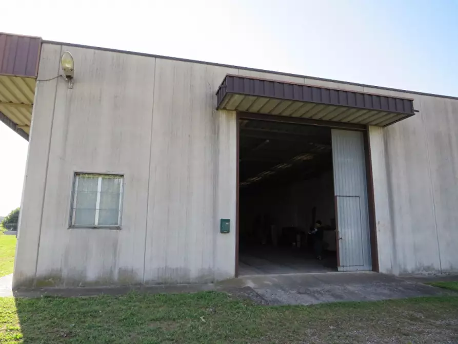 Immagine 15 di Laboratorio in vendita  in Via More 3 a Bovolone