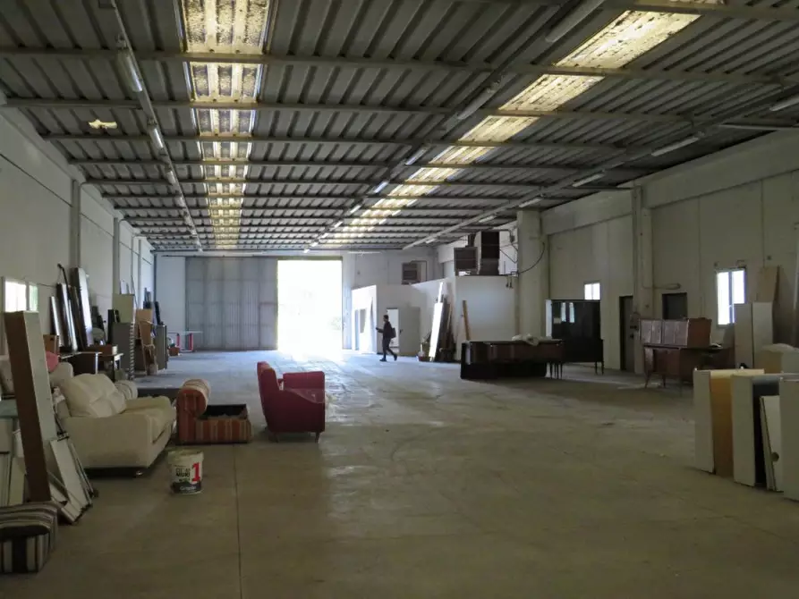 Immagine 22 di Laboratorio in vendita  in Via More 3 a Bovolone