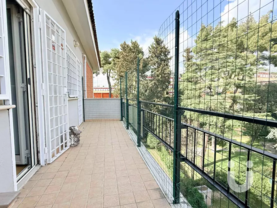 Immagine 4 di Appartamento in vendita  in Viale dei Primati Sportivi a Roma