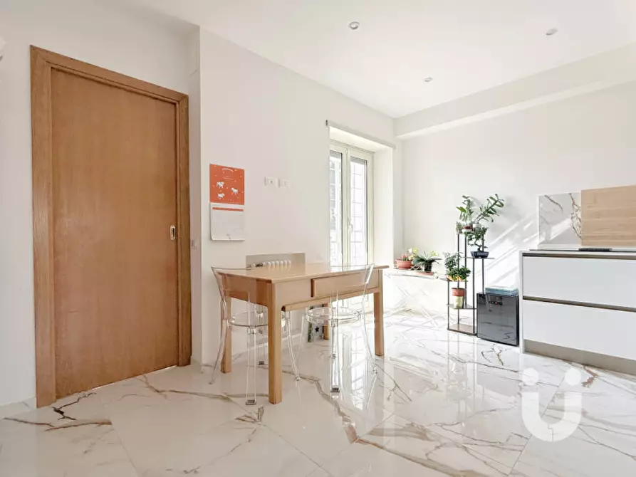 Immagine 6 di Appartamento in vendita  in Viale dei Primati Sportivi a Roma