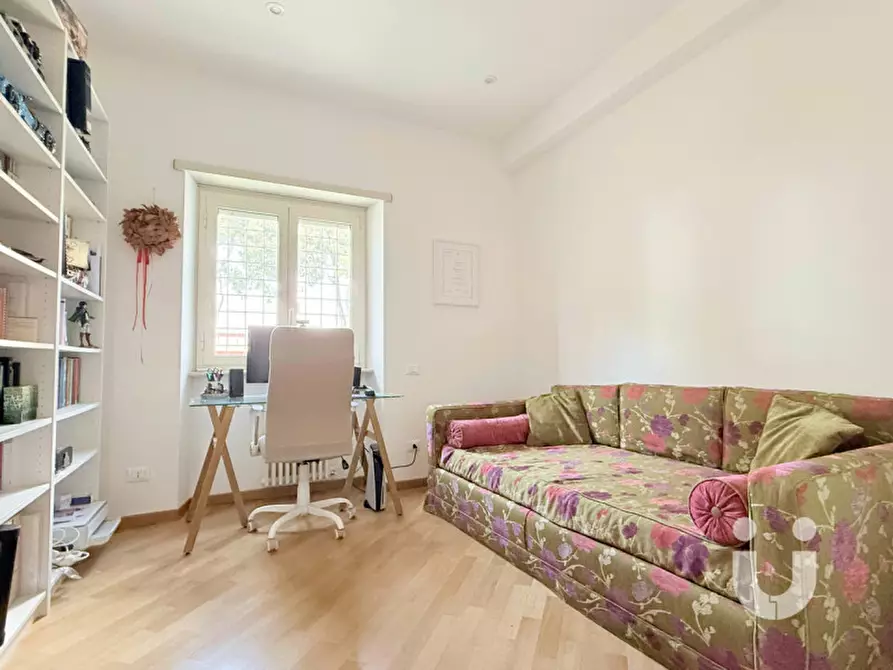 Immagine 12 di Appartamento in vendita  in Viale dei Primati Sportivi a Roma
