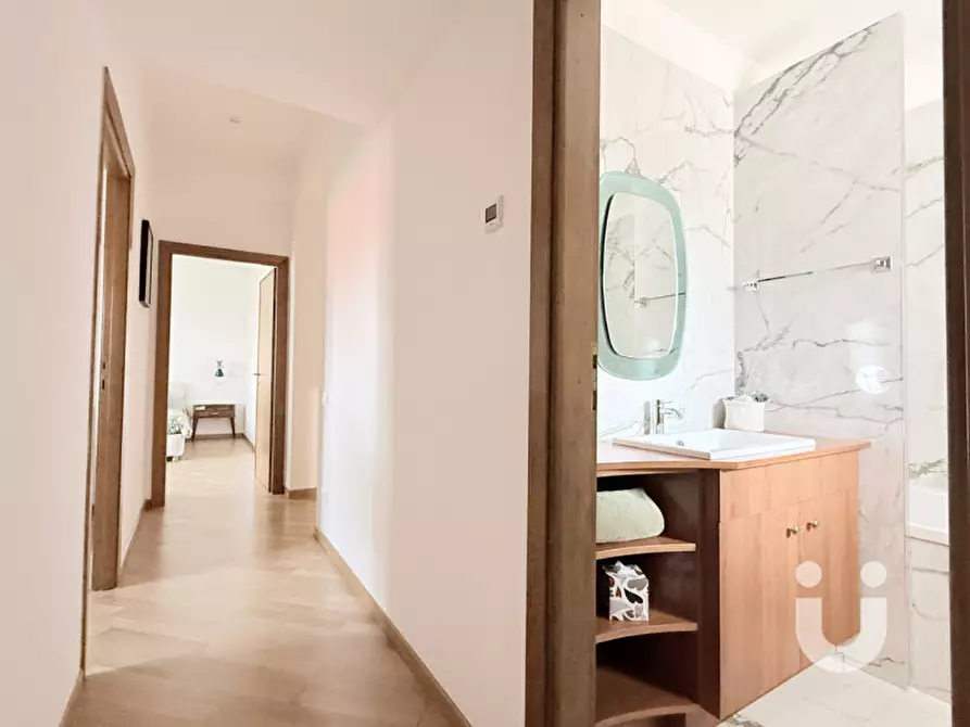 Immagine 17 di Appartamento in vendita  in Viale dei Primati Sportivi a Roma